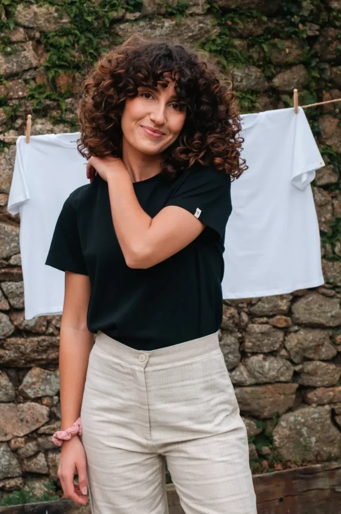 Camisetaalgodonorganiconegramujerslowbasic 680x1024